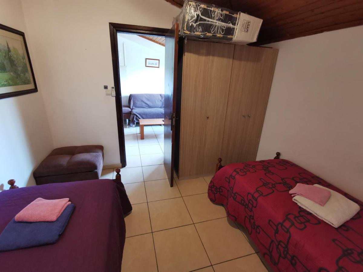 Strovolos Rooms Studios Nicosia Eksteriør billede