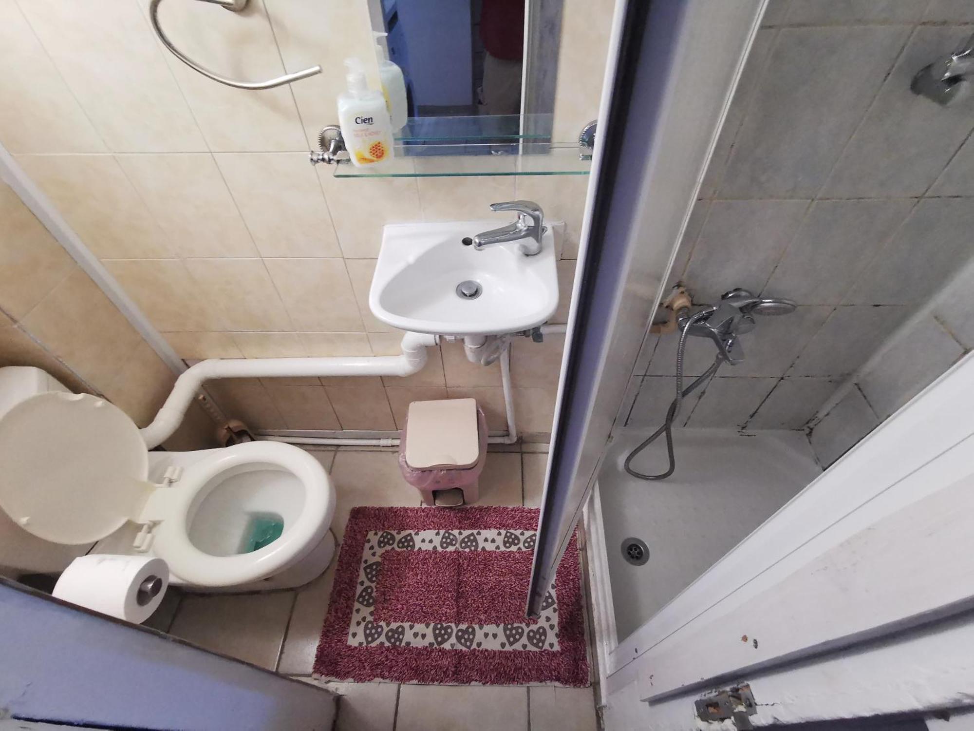 Strovolos Rooms Studios Nicosia Værelse billede